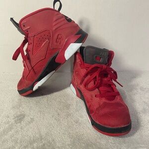 Jordan Kids Red and Black High-Top Sneakers Preowned 11c